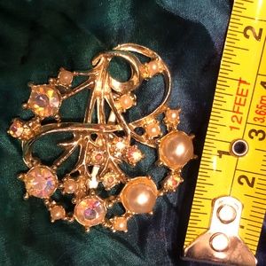 VINTAGE RHINESTONE TREE OF LIFE BROOCH